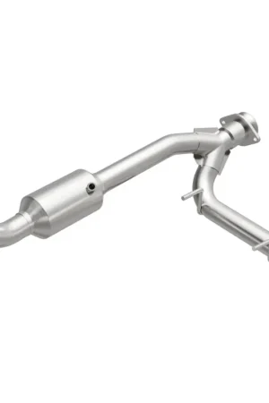 Magnaflow 2005 Lincoln Navigator 5.4L Direct Fit Converter Brand New