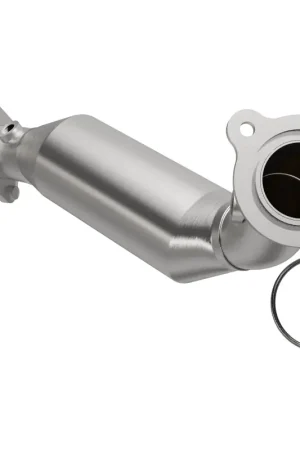 Magnaflow 09-15 Cadillac CTS 6.2L Direct Fit Converter Best Seller