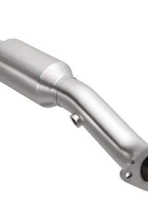 Magnaflow 09-10 Pontiac Vibe 2.4L Direct Fit Converter Must Have