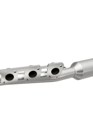 Magnaflow 11-13 QX56 V8 5.6 OEM Manifold Direct Fit Converter Big Sale