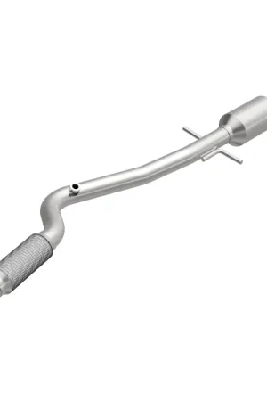 Fan Favorite Magnaflow 11-14 Cruze 1.8 L Underbody Direct Fit Converter