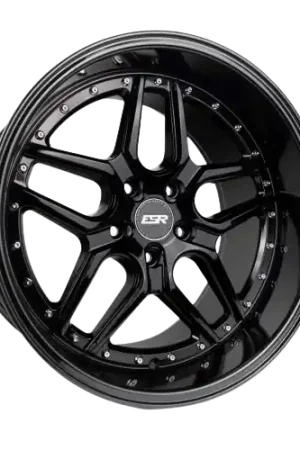 Fan Favorite ESR Wheels CS SERIES CS15 5x120 18x10.5 +22 Gloss Black