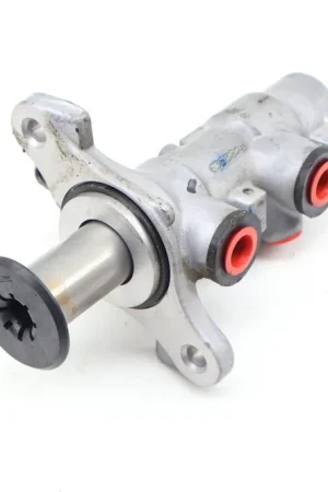 VW Brake Master Cylinder (Tiguan) 5Q1614019AD Bargain