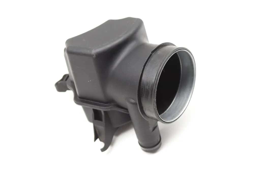 BMW Right Engine Air Intake Tube / Duct 13717843277 Place Order