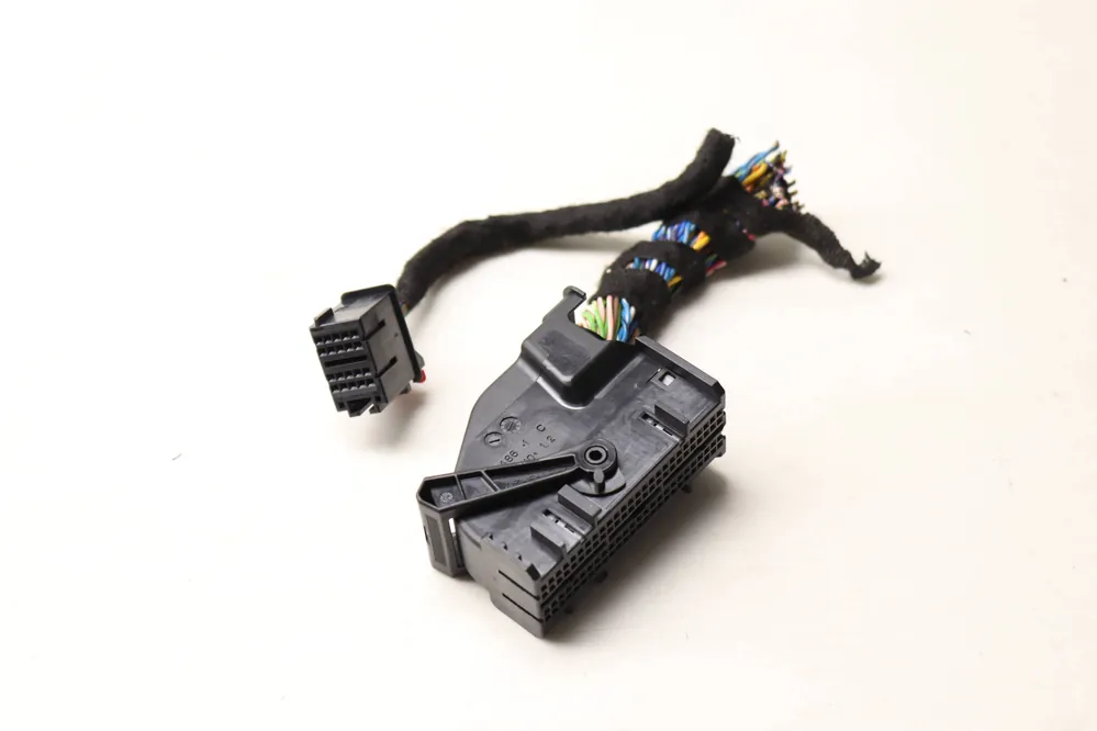 Deal BMW Airbag / Air Bag Module Wiring Harness / Pigtail (i3, i8)