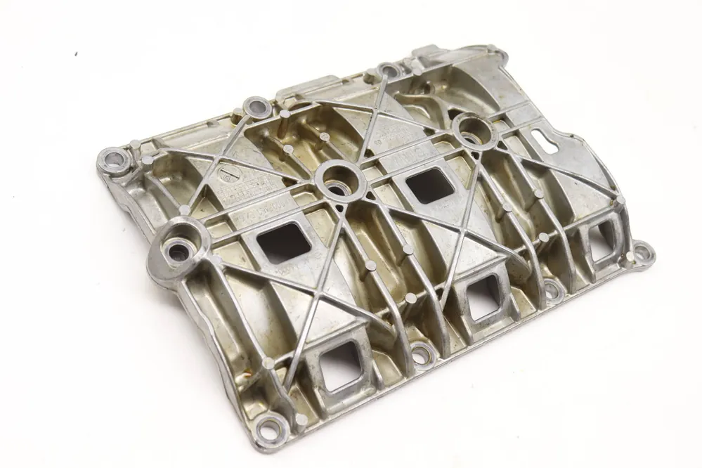 BMW Engine Oil Windage Tray / Baffle / Deflector 11137634190 Fan Favorite