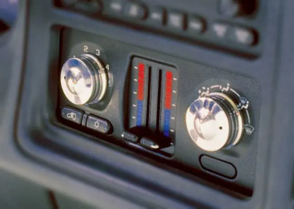 Authentic All Sales Interior Dash Knobs - O-Ring Style - 5400R