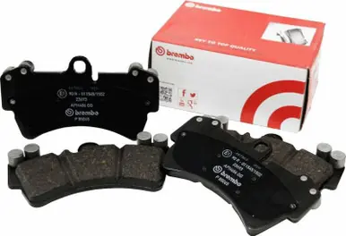 Brembo 12-17 Fiat 500 Front Premium NAO Ceramic OE Equivalent Pad - P23119N Shop Now